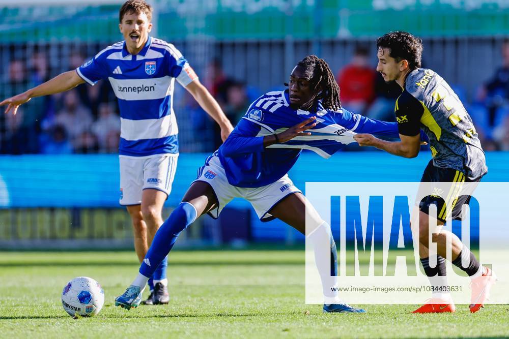 , MAC3park stadion , season 2026 2027 , Dutch Eredivisie football , match between PEC Zwolle and SC Cambuur , picture shows PEC Zwolle player Ibrahim Cissoko, SC Cambuur player Jason Ceka PEC - Cambuur x208178298x