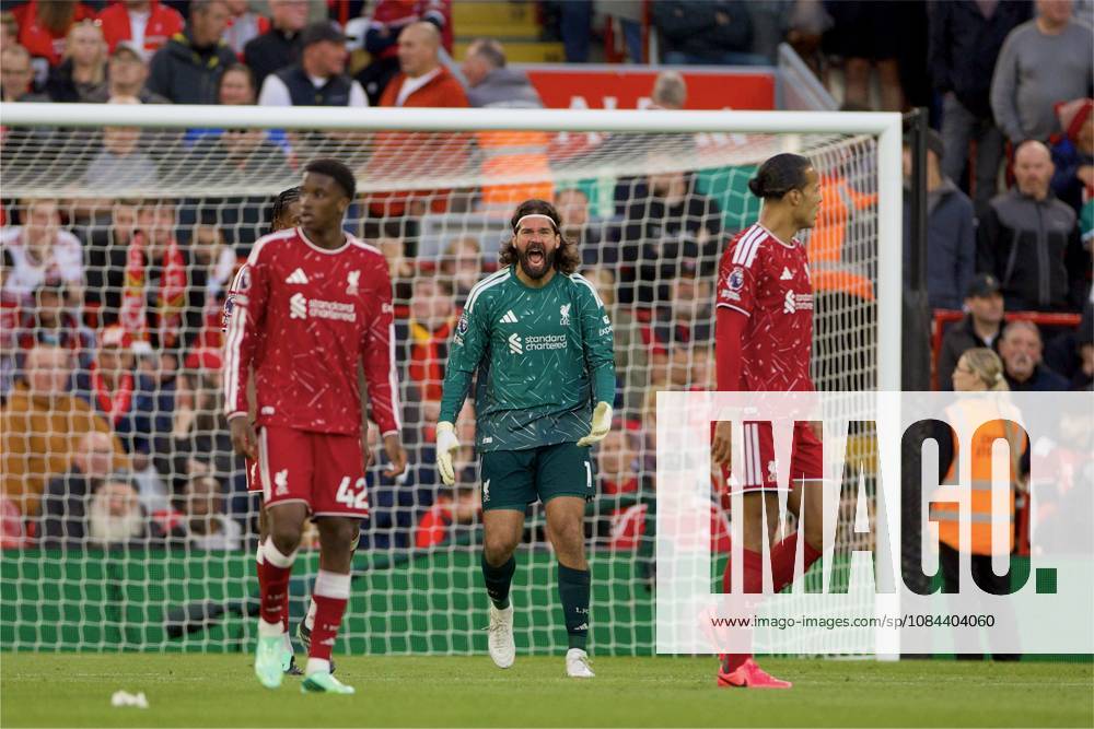 Football - FA Premier League - Liverpool FC v Manchester City FC LIVERPOOL, ENGLAND - Sunday, October 11, 2026: Liverpool s goalkeeper Alisson Becker reacts to his side conceding the first goal during the FA Premier League match between Liverpool FC and Manchester City FC at Anfield. (Photo by David Rawcliffe Propaganda) LIVERPOOL Anfield MERSEYSIDE ENGLAND