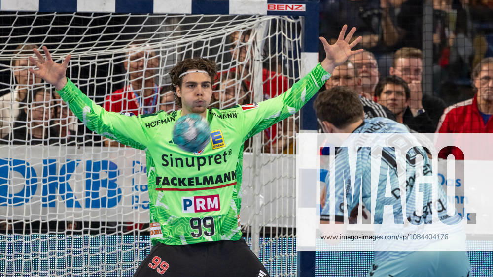 Tin Herceg (HC Erlangen), 99 on a penalty throw by Florian Drosten (MT Melsungen), 18 GER, HC Erlangen vs. MT Melsungen, Handball, Opel Handball Bundesliga, Matchday 8, 2026–2027 season, October 11, 2026 GER, HC Erlangen vs. MT Melsungen, Handball, Opel Handball Bundesliga, Matchday 8, 2026–2027 season, October 11, 2026 Nuremberg