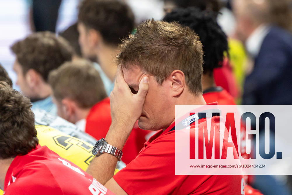 Carsten Lichtlein, MT Melsungen, goalkeeper coach, hands over his face, GER, HC Erlangen vs. MT Melsungen, handball, Opel Handball Bundesliga, Matchday 8, 2026–2027 season, October 11, 2026, GER, HC Erlangen vs. MT Melsungen, Handball, Opel Handball Bundesliga, Matchday 8, 2026–2027 season, October 11, 2026, Nuremberg