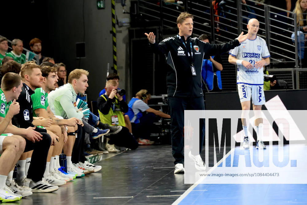 GER Germany, Handball, 1st Bundesliga, August 27, 2026, 2026–2027 season, Berlin, Fuechse Berlin vs. TBV Lemgo Lippe, Head Coach Nicolej Krickau, Fuechse Berlin, Fuechse bench, nordphoto GmbH, Engler Berlin, Max Schmeling Hall, Berlin, Germany