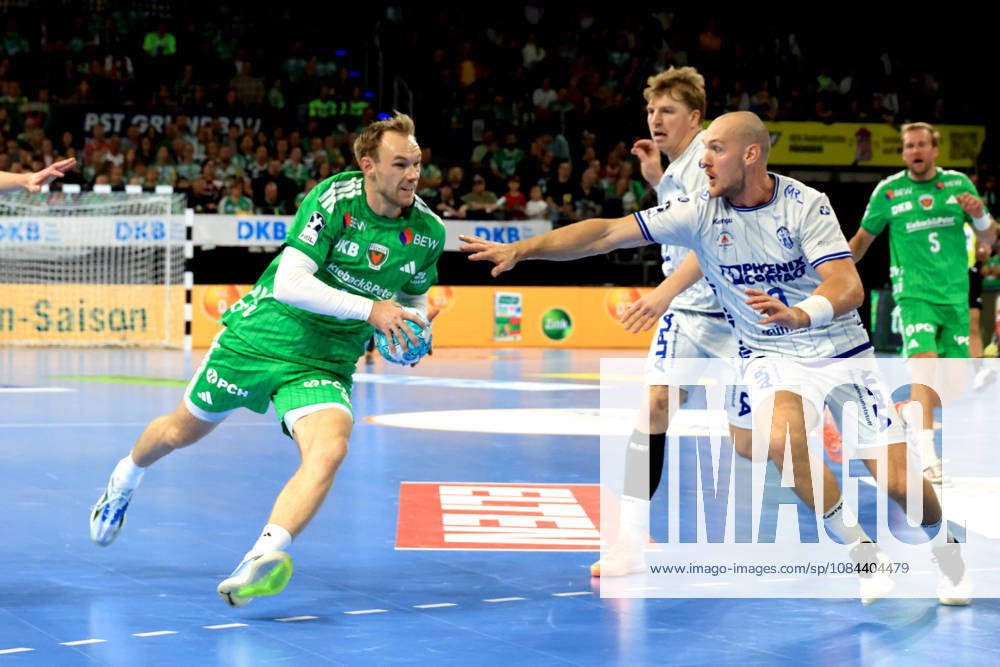 GER Germany, Handball, 1st Bundesliga, August 27, 2026, 2026–2027 season, Berlin, Fuechse Berlin vs. TBV Lemgo Lippe, Mathias Gidsel (Fuechse Berlin 19), Christian O’Sullivan (Lemgo 9), Lukas Hutecek (Lemgo 2), nordphoto GmbH, Engler Berlin, Max Schmeling Hall, Berlin, Germany