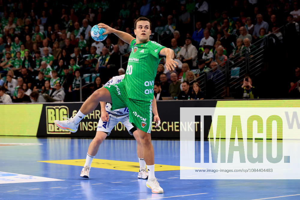 GER Germany, Handball, 1st Bundesliga, August 27, 2026, 2026–2027 season, Berlin, Fuechse Berlin vs. TBV Lemgo Lippe, free throw by Tim Freihoefer, Fuechse Berlin 20, nordphoto GmbH, Engler Berlin, Max Schmeling Halle, Berlin, Germany