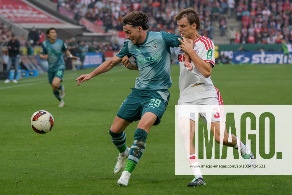 From left: Joe Scally (Mönchengladbach) and Borna Sosa (Cologne) in a one-on-one battle 29 3 11 10 2026 ¢ Soccer ¢ 1. FC Cologne vs. Borussia Mönchengladbach, RheinEnergieStadion, Cologne, DFB and DFL regulations prohibit any use of photographs as image sequences and or quasi-video. NRW, Germany