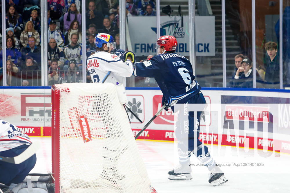 Lucas Thaler, EHC Red Bull Munich, 48, and Alex Peters, Schwenninger Wild Wings, 06, GER, Schwenninger Wild Wings vs. EHC Red Bull Munich, Ice Hockey, PENNY DEL, Matchday 8, 2026–2027 Season, October 11, 2026, GER, Schwenninger Wild Wings vs. EHC Red Bull Munich, Ice Hockey, PENNY DEL, Matchday 8, 2026–2027 Season, October 11, 2026, Schwenningen