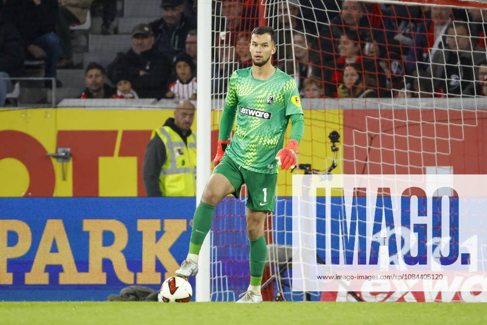 Mio Backhaus, SC Freiburg, No. 1 on the Ball, Germany, Soccer, Bundesliga 1, Matchday 5, 2026–2027, SC Freiburg vs. FC Schalke 04, October 11, 2026, Freiburg im Breisgau, Europa-Park Stadium, Germany