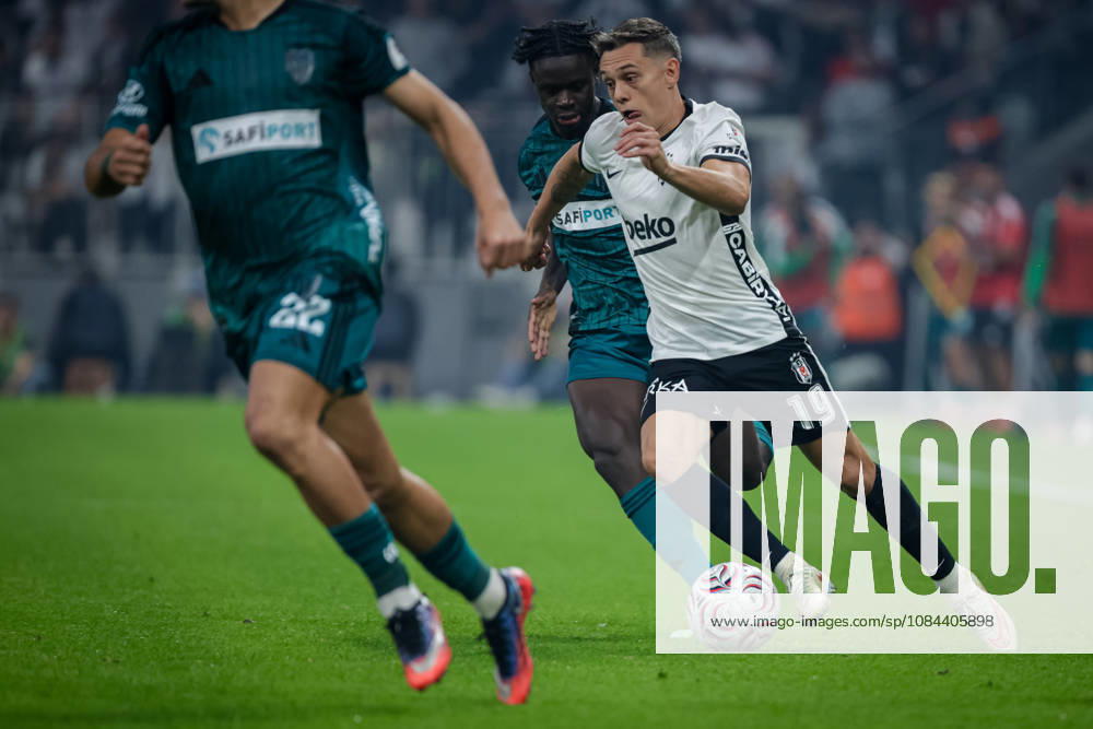 Leandro Trossard of Besiktas JK vies for the ball during the Trendyol Super League 7th week match between Besiktas JK and Kocaelispor at Tupras Stadium on October 11, 2026 in Istanbul, Turkey.