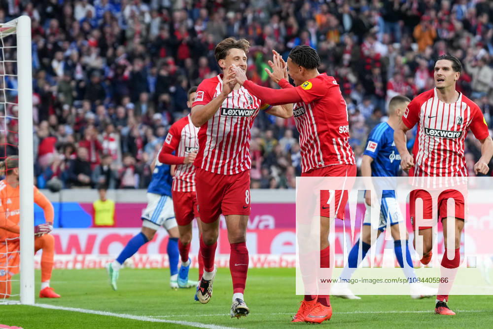Maximilian Eggestein, SC Freiburg, 08; Derry Scherhant, SC Freiburg, 07; goal celebration, emotions, shot on goal, finish, goal scored, goal, hit, Germany, soccer, Bundesliga 1, Matchday 5, 2026–2027, SC Freiburg vs. FC Schalke 04, October 11, 2026, Europa-Park Stadium, Freiburg, Freiburg, Europa-Park Stadium, Baden-Württemberg, Germany