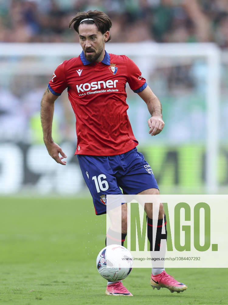 ESP: Real Betis - CA Osasuna. La Liga EA Sports. Matchday 8. Moi Gomez of CA Osasuna during the La Liga EA Sports match between Real Betis and CA Osasuna played at La Cartuja Stadium on Oct 11, 2026 in Sevilla, Spain. kpng