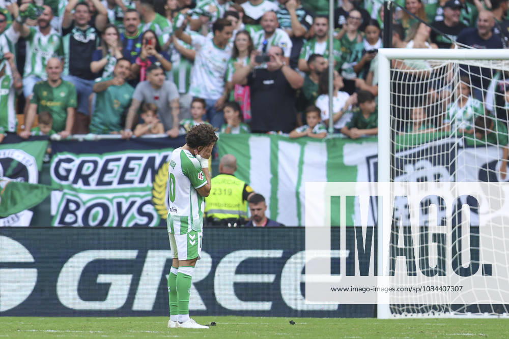 ESP: Real Betis - CA Osasuna. La Liga EA Sports. Matchday 8. Abde Ezzalzouli of Real Betis during the La Liga EA Sports match between Real Betis and CA Osasuna played at La Cartuja Stadium on Oct 11, 2026 in Sevilla, Spain. kpng