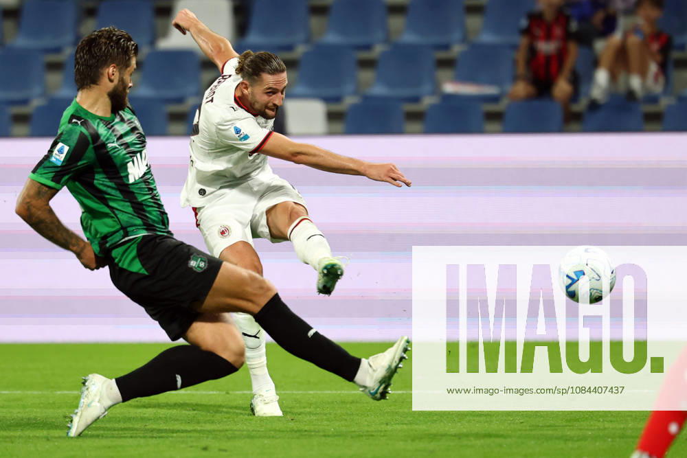 Adrien Rabiot of AC Milan scores the goal of 0-1 during the Serie A 2026 2027 football match between US Sassuolo and AC Milan at Citta del Tricolore stadium in Reggio Emilia (Italy), October 11th, 2026. CesarexPurini