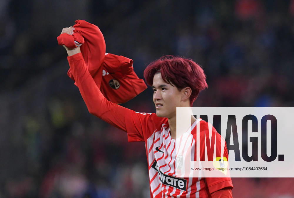 Soccer, Bundesliga 1, SC Freiburg vs. FC Schalke 04, Keisuke Goto, SC Freiburg, DFL, DFB. REGULATIONS PROHIBIT ANY USE OF PHOTOGRAPHS AS IMAGE SEQUENCES AND OR QUASI-VIDEO. Freiburg