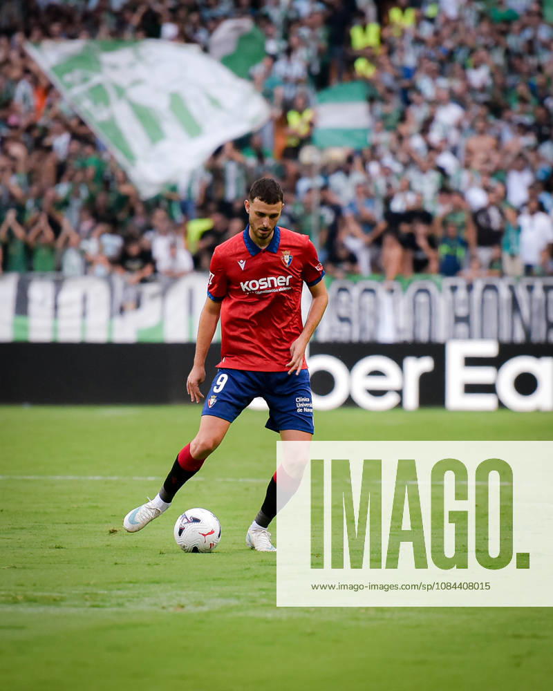 ESP LaLiga EA Sports Real Betis vs. CA Osasuna: Raúl García of Osasuna during the LaLiga EA Sports match between Real Betis and CA Osasuna played at Benito Villamarín Stadium in Seville on October 11, 2026, in Spain. Spanish Soccer