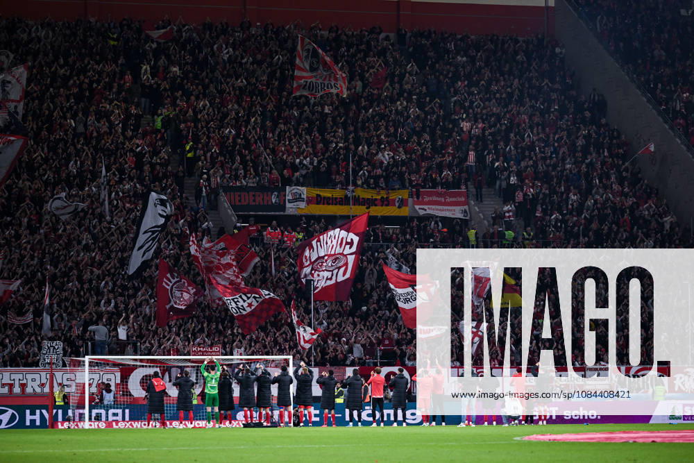 Soccer, 2026–2027 Season, Bundesliga, SC Freiburg vs. FC Schalke 04, SC Freiburg players celebrate their home victory with the fans xRHR PHOTO YYx
