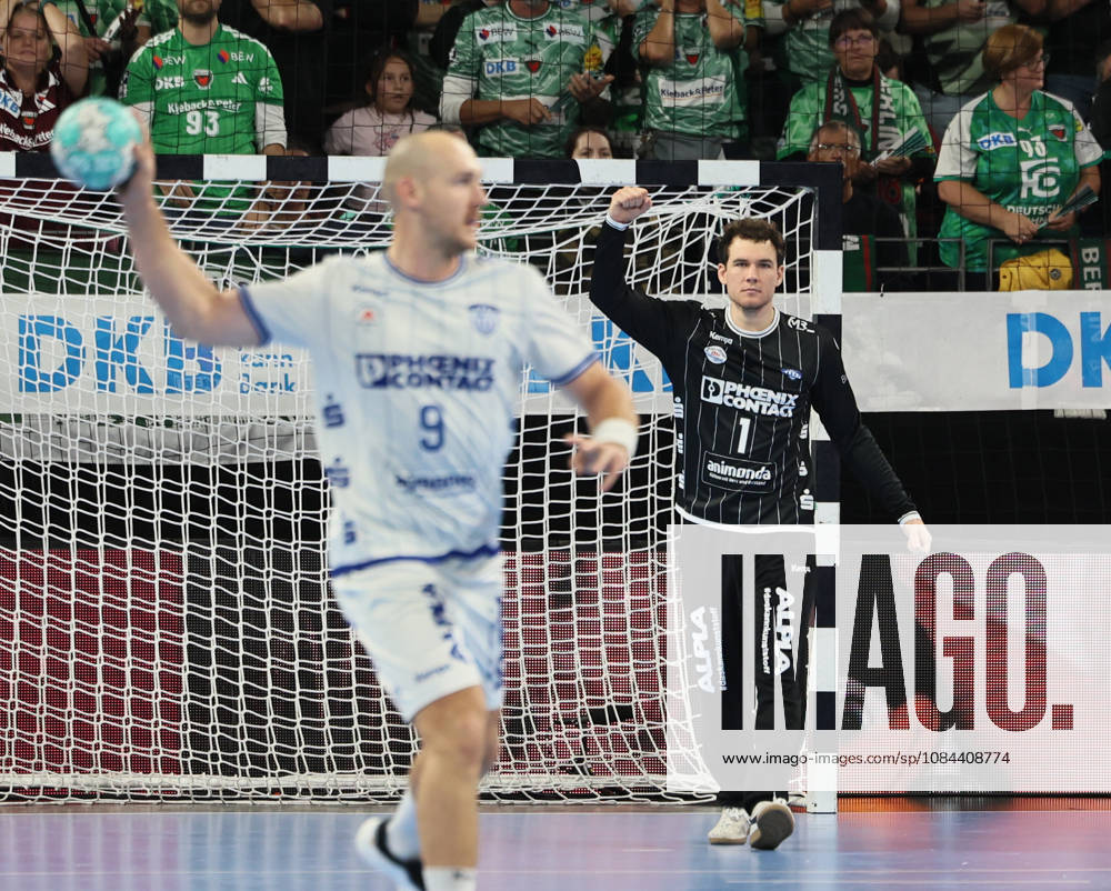GER HBL 2026–2027 Season: FÜCHSE Berlin vs. TBV Lemgo, October 11, 2026, MAX SCHMELING HALLE, Berlin; Constantin MÖSTL (TBV Lemgo Lippe 1), Faust, confident after a successful save