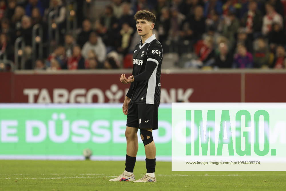 Janne Berner of SC Verl gestures during the 3. Liga match between Fortuna Düsseldorf and SC Verl at the Merkur Spiel Arena on October 11, 2026, in Düsseldorf, Germany. Photo by Oliver Kaelke, DeFodi Images. Janne Berner of SC Verl gestures during the 3. Liga match between Fortuna Düsseldorf and SC Verl at Merkur Spiel Arena on October 11, 2026 in Düsseldorf, Germany. Photo by Oliver Kaelke, DeFodi Images. DFB and DFL regulations prohibit any use of photographs as image sequences and or quasi-video. Photo by Oliver Kaelke, DeFodi Images.
