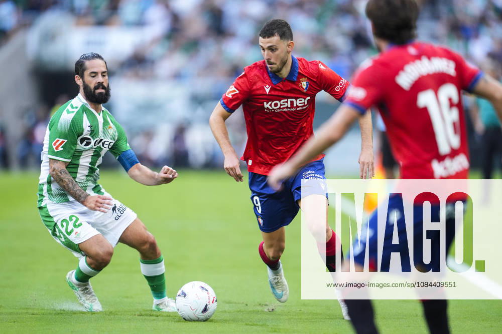 Raul Garcia of CA Osasuna and Francisco Alarcon Isco of Real Betis Balompie in action during the Spanish league, LaLiga EA Sports, football match played between Real Betis and CA Osasuna at La Cartuja stadium on October 11, 2026, in Sevilla, Spain. Sevilla Spain - ZUMAa181 20261011_zaa_a181_200
