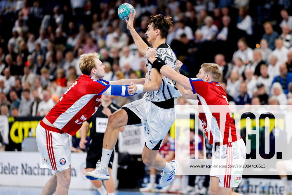Kiel, October 11, 2026; Handball, 1st Bundesliga 2026–27; THW Kiel vs. Handball Club Hamburg; Einar Olafsson (HC Hamburg), 23; Julian Köster (THW Kiel), 7; Oliver Norlyk (HC Hamburg), 5