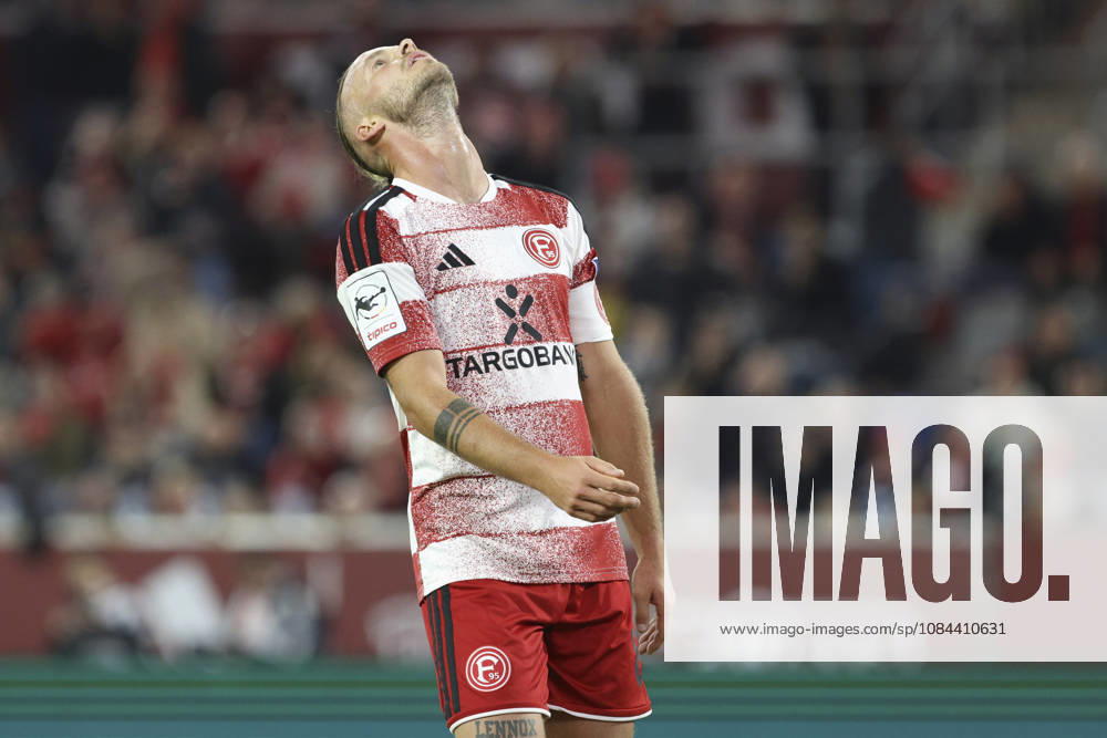 Jorrit Hendrix of Fortuna Düsseldorf looks disappointed and gestures during the 3. Liga match between Fortuna Düsseldorf and SC Verl at the Merkur Spiel Arena on October 11, 2026, in Düsseldorf, Germany. Photo by Oliver Kaelke, DeFodi Images. Jorrit Hendrix of Fortuna Düsseldorf looks dejected and gestures during the 3. Liga match between Fortuna Düsseldorf and SC Verl at Merkur Spiel Arena on October 11, 2026 in Düsseldorf, Germany. Photo by Oliver Kaelke, DeFodi Images. DFB and DFL regulations prohibit any use of photographs as image sequences and or quasi-video. Photo by Oliver Kaelke, DeFodi Images.