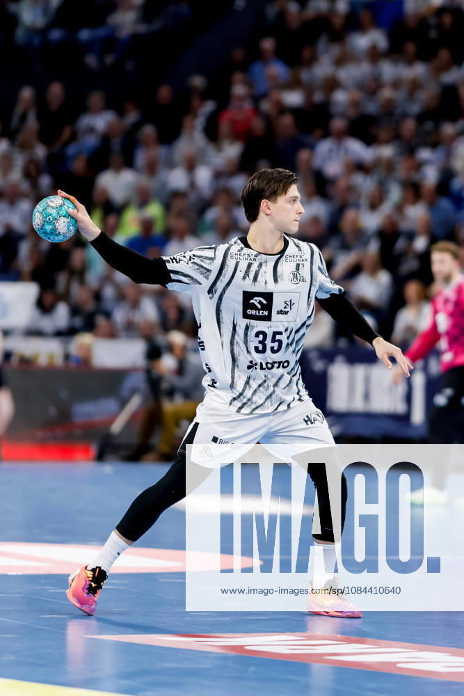 Kiel, October 11, 2026; Handball, 2026–27 Bundesliga 1, THW Kiel vs. Handball Club Hamburg; Domen Makuc, THW Kiel, 35