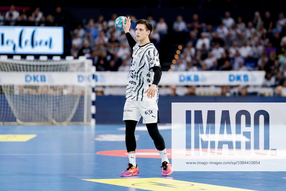 Kiel, October 11, 2026; Handball, 2026–27 Bundesliga 1, THW Kiel vs. Handball Club Hamburg; Domen Makuc, THW Kiel, 35