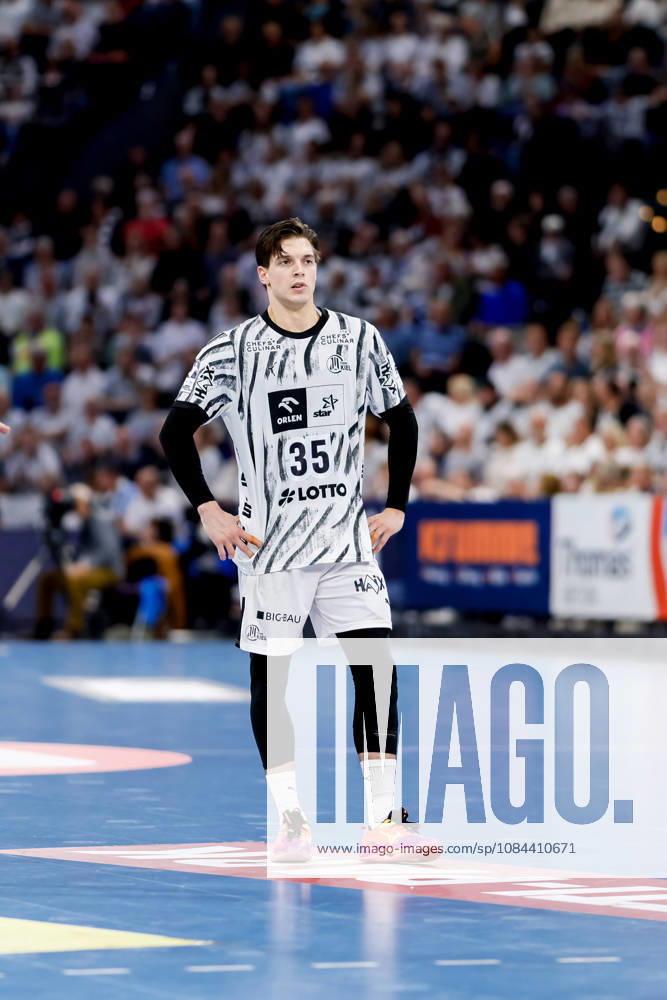 Kiel, October 11, 2026; Handball, 2026–27 Bundesliga 1, THW Kiel vs. Handball Club Hamburg; Domen Makuc, THW Kiel, 35