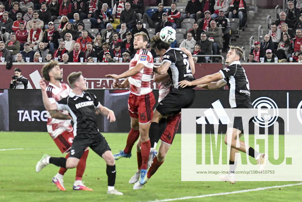 Tim Oberdorf of Düsseldorf 15 scores the goal to make it 1-0 on 11 10 2026 ¢ Soccer ¢ Fortuna Düsseldorf vs. SC Verl, Merkur Spiel Arena, Düsseldorf, DFB and DFL regulations prohibit any use of photographs as image sequences and or quasi-video