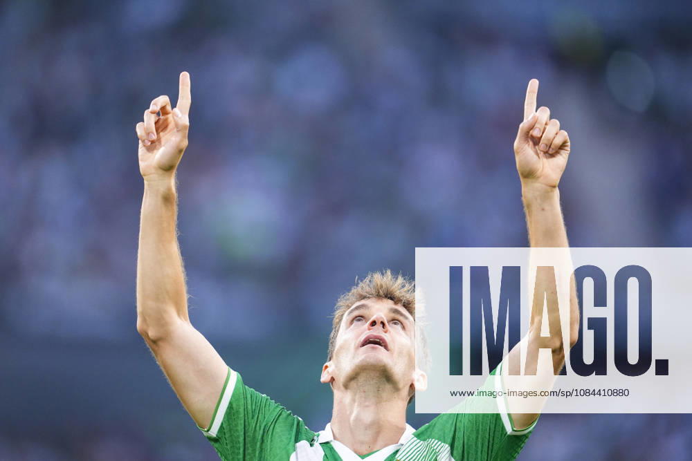 Diego Llorente of Real Betis Balompie celebrates a goal during the Spanish league, LaLiga EA Sports, football match played between Real Betis and CA Osasuna at La Cartuja stadium on October 11, 2026, in Sevilla, Spain. Real Betis V CA Osasuna - LaLiga EA Sports - ZUMAa181 20261011_zaa_a181_278