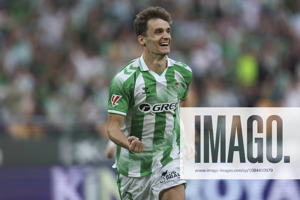 ESP: Real Betis - CA Osasuna. La Liga EA Sports. Matchday 8. Diego Llorente of Real Betis during the La Liga EA Sports match between Real Betis and CA Osasuna played at La Cartuja Stadium on Oct 11, 2026 in Sevilla, Spain. kpng