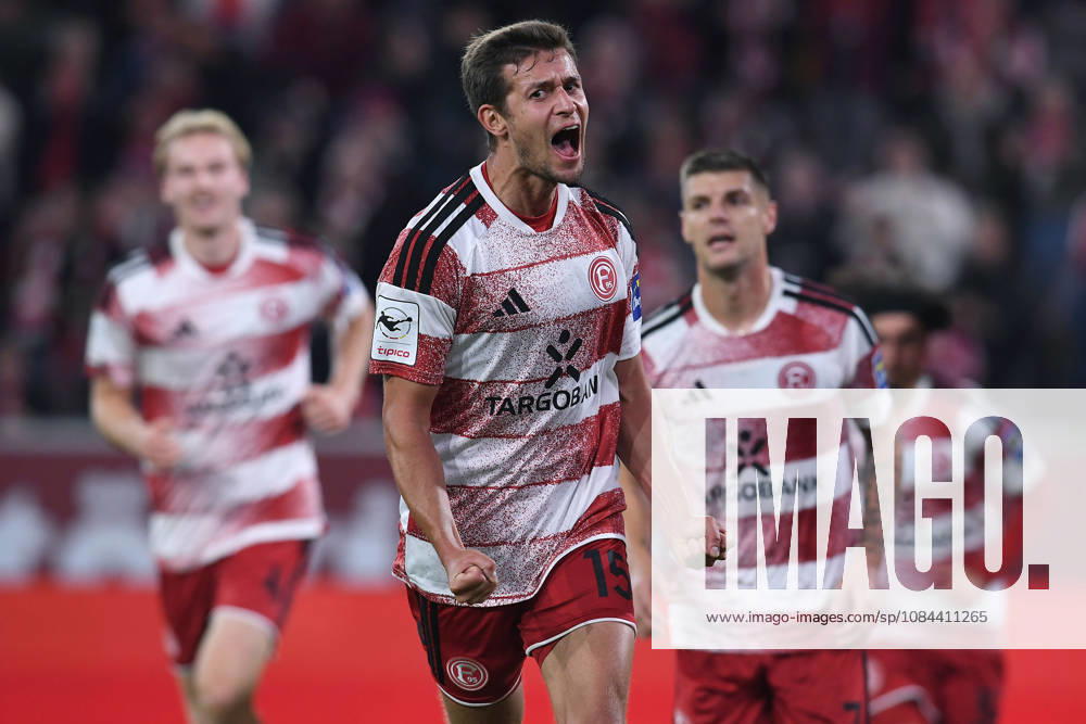 Soccer, 3rd Division, Matchday 8: Fortuna Düsseldorf vs. SC Verl on October 11, 2026, at the Merkur Spiel Arena in Düsseldorf. Celebrations following Tim Oberdorf’s 1-0 goal for Düsseldorf. DFB regulations prohibit any use of photographs as image sequences and or quasi-video. xRx