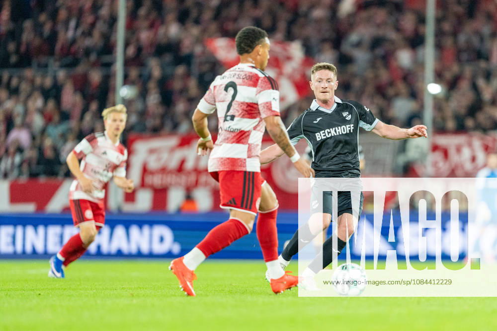 Dennis Waidner (SC Verl), No. 08, runs past Steven van der Sloot (Fortuna Düsseldorf), No. 02, in the Fortuna Düsseldorf vs. SC Verl match, soccer, 3. Liga, Matchday 8, 2026–27 season, October 12, 2026, DFL regulations prohibit any use of photographs as image sequences and or quasi-video, Fortuna Düsseldorf vs. SC Verl, soccer, 3rd League, Matchday 8, 2026–27 season, October 12, 2026, Düsseldorf
