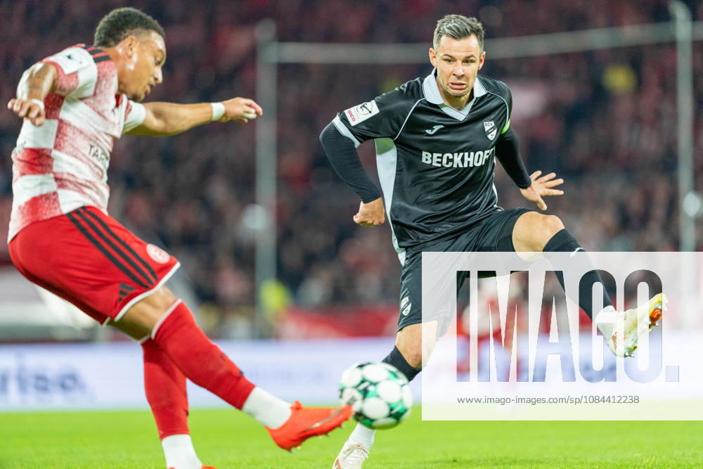 Niko Kijewski of SC Verl, 19, jumps to meet a cross from Steven van der Sloot of Fortuna Düsseldorf, 02 Fortuna Düsseldorf vs. SC Verl, Soccer, 3rd Division, Matchday 8, 2026–27 Season, December 10, 2026, DFL regulations prohibit any use of photographs as image sequences and or quasi-video. Fortuna Düsseldorf vs. SC Verl, soccer, 3. Liga, Matchday 8, 2026–27 season, October 12, 2026, Düsseldorf