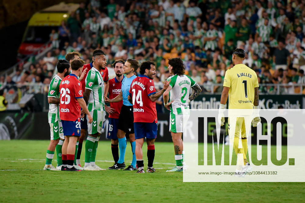 ESP LaLiga EA Sports Real Betis vs. CA Osasuna: Natan Bernardo De Souza of Real Betis during the LaLiga EA Sports match between Real Betis and CA Osasuna played at Benito Villamarin Stadium in Seville on October 11, 2026, in Spain. Spanish Soccer