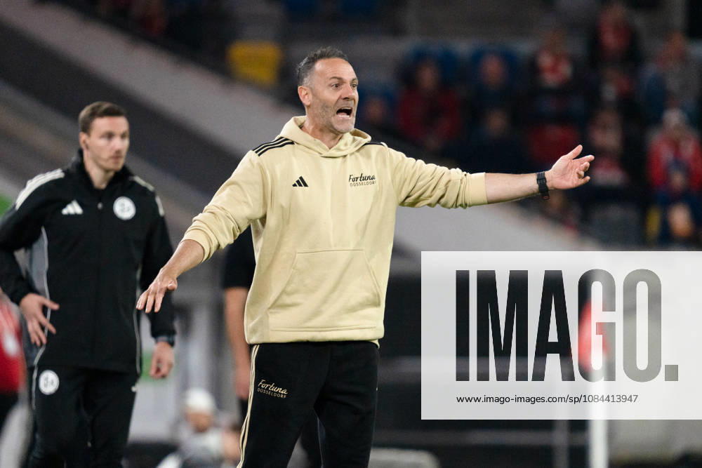 Germany 3rd Division 2026–2027: Fortuna Düsseldorf vs. SC Verl, Matchday 8, October 12, 2026, Merkur Spiel Arena, North Rhine-Westphalia; Alexander Ende, Fortuna Düsseldorf, Coach: Frustration, Anger, Emotions, Sadness
