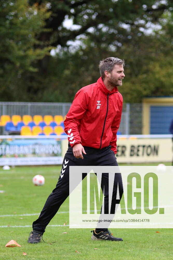 Soccer I Men s Team I 2026–2027 Season I Regionalliga Nord I Matchday 13 I SV Todesfelde vs. SC Weiche Flensburg I October 11, 2026 Dirk Hellmann, Assistant Coach, SV Todesfelde Todesfelde Joda Sportpark Schleswig-Holstein, Germany