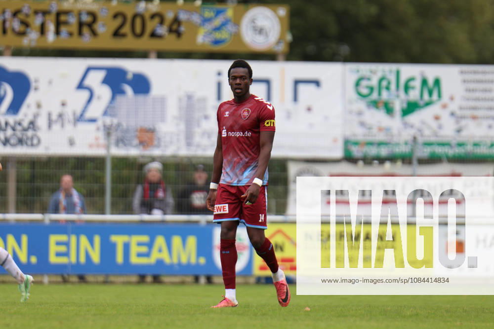 Soccer I Men s I 2026–2027 Season I Regionalliga Nord I Matchday 13 I SV Todesfelde vs. SC Weiche Flensburg I October 11, 2026 Randy Manu Gyamenah 14, SC Weiche Flensburg 08 Todesfelde Joda Sportpark Schleswig-Holstein, Germany