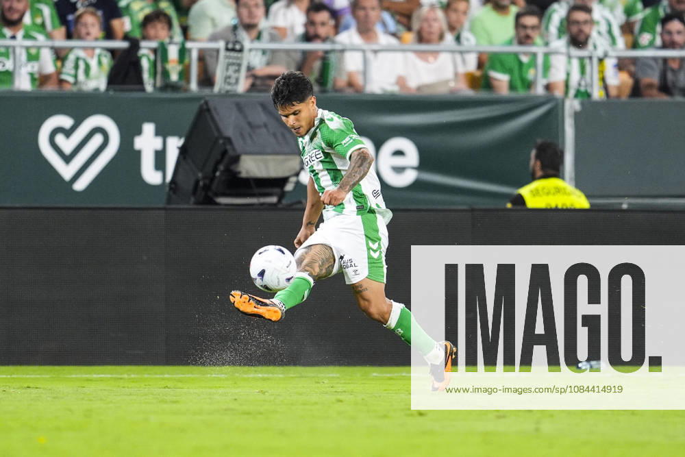 Cucho Hernandez of Real Betis Balompie in action during the Spanish league, LaLiga EA Sports, football match played between Real Betis and CA Osasuna at La Cartuja stadium on October 11, 2026, in Sevilla, Spain. Real Betis V CA Osasuna - LaLiga EA Sports - ZUMAa181 20261011_zaa_a181_314