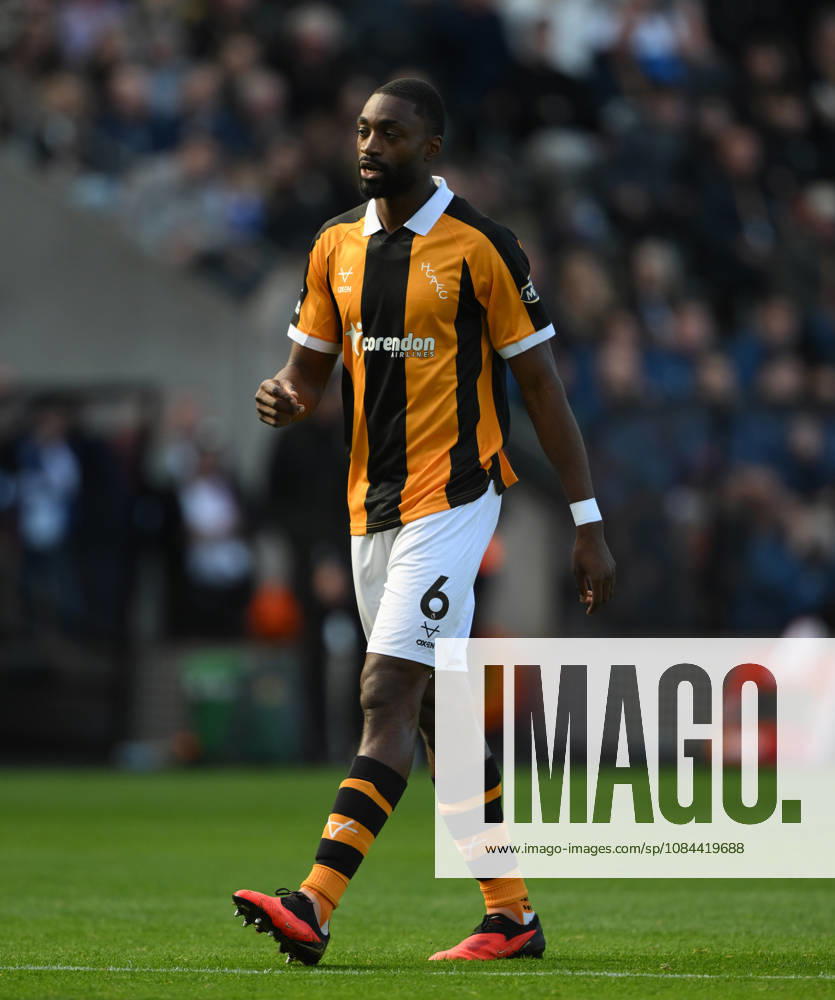 Hull City v Everton Premier League Hull City s Semi Ajayi during the Premier League match at the MKM Stadium, Hull 11 10 2026 UK Newspapers OUT
