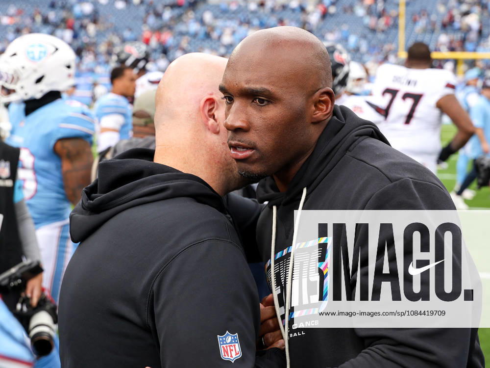 Oct 11, 2026; Nashville, TN, USA; Houston Texans head coach DeMeco Ryans talks with a member of the Titans coaching staff on the field following the NFL, American Football Herren, USA regular season game between the Houston Texans and Tennessee Titans at Nissan Stadium. Mandatory Credit: -Cal Media Nashville USA - ZUMAc04_ 20261011_zma_c04_071