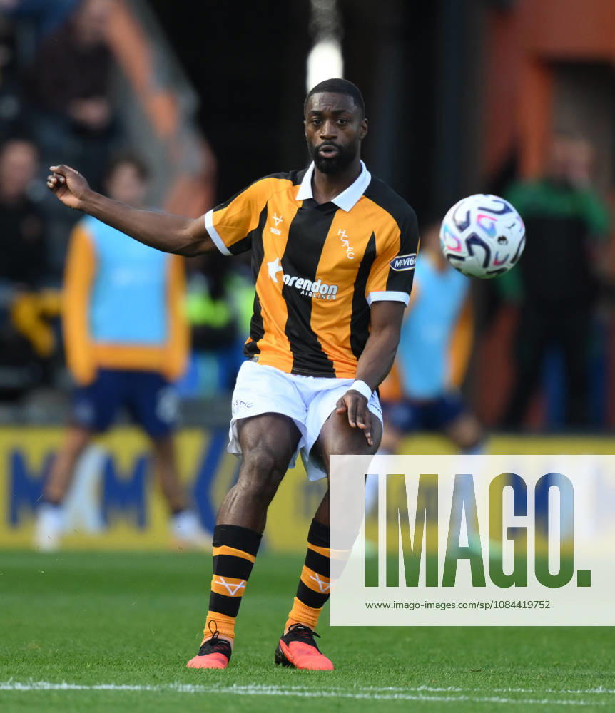 Hull City v Everton Premier League Hull City s Semi Ajayi during the Premier League match at the MKM Stadium, Hull 11 10 2026 UK Newspapers OUT