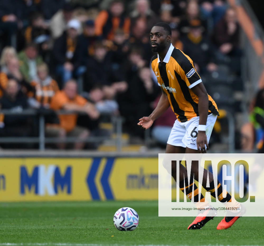 Hull City v Everton Premier League Hull City s Semi Ajayi during the Premier League match at the MKM Stadium, Hull 11 10 2026 UK Newspapers OUT