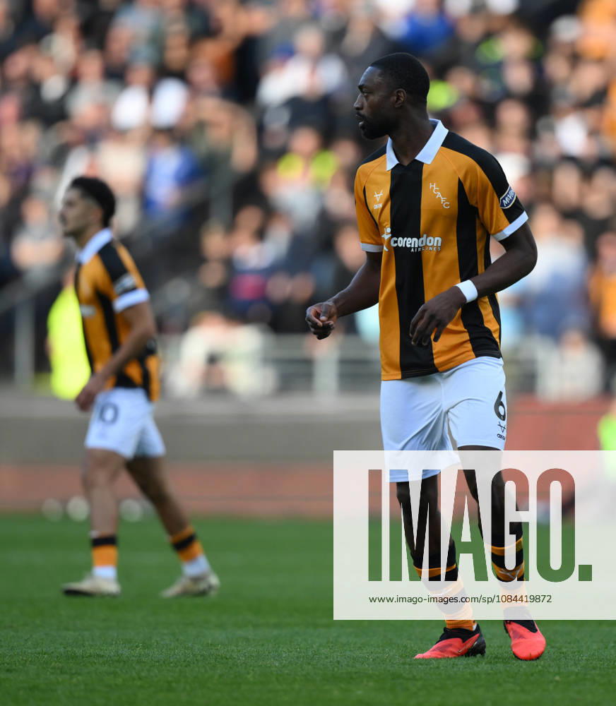 Hull City v Everton Premier League Hull City s Semi Ajayi during the Premier League match at the MKM Stadium, Hull 11 10 2026 UK Newspapers OUT