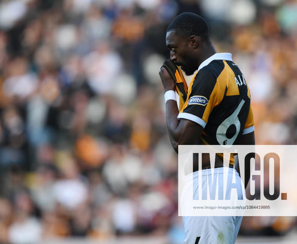 Hull City v Everton Premier League Hull City s Semi Ajayi during the Premier League match at the MKM Stadium, Hull 11 10 2026 UK Newspapers OUT