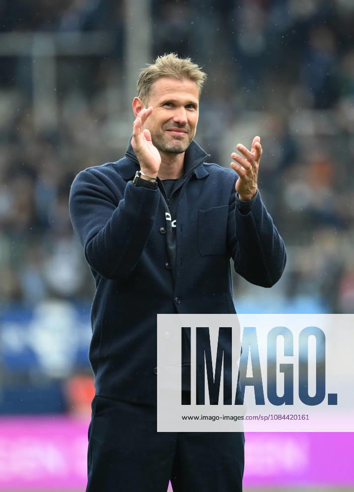 Coach Oliver Kirch of Arminia Bielefeld celebrates after the game on October 11, 2026, Soccer 2. Bundesliga, 2026–2027 season, Matchday 7, VfL Bochum vs. Arminia Bielefeld 0–1. DFL regulations prohibit any use of photographs as image sequences and or quasi-video. Bochum, Vonovia Ruhrstadion, North Rhine-Westphalia, Germany Team2
