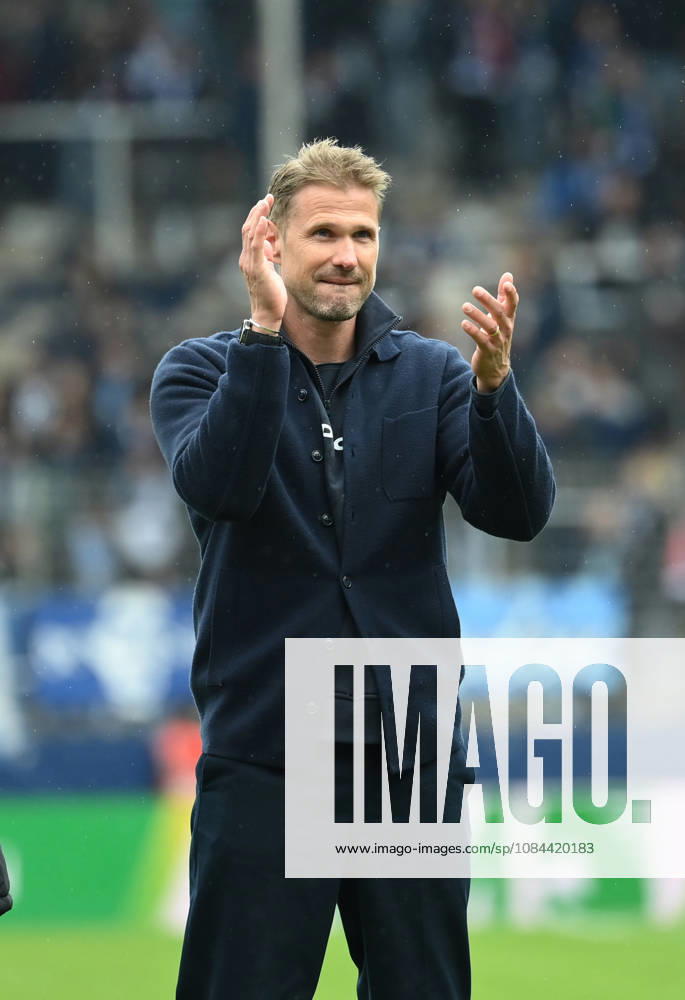 Coach Oliver Kirch of Arminia Bielefeld celebrates after the game on October 11, 2026, Soccer 2. Bundesliga, 2026–2027 season, Matchday 7, VfL Bochum vs. Arminia Bielefeld 0–1. DFL regulations prohibit any use of photographs as image sequences and or quasi-video. Bochum, Vonovia Ruhrstadion, North Rhine-Westphalia, Germany Team2