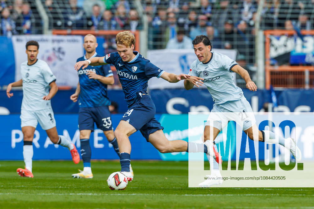 Mats Pannewig of VfL Bochum and Stefano Russo of DSC Arminia Bielefeld battle for the ball during the 2. Bundesliga match between VfL Bochum and Arminia Bielefeld at Ruhrstadion on October 11, 2026, in Bochum, Germany. Photo by Mario Hommes, DeFodi Images. Mats Pannewig of VfL Bochum and Stefano Russo of DSC Arminia Bielefeld battle for the ball during the 2. Bundesliga match between VfL Bochum and Arminia Bielefeld at Vonovia Ruhrstadion on October 11, 2026 in Bochum, Germany. Photo by Mario Hommes, DeFodi Images. DFB and DFL regulations prohibit any use of photographs as image sequences and or quasi-video. Photo by Mario Hommes, DeFodi Images