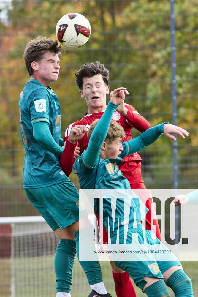 B-Junior Bundesliga DFB Youth League, FC Bayern Munich U17 vs. FC Augsburg U17, Munich FC Bayern, Munich FC Bayern U17, Augsburg FC, Augsburg FC U17, October 11, 2026, at the FC Bayern Campus in Munich; Damian GALUN, FC Augsburg U17, central midfielder, No. 23, FCA23, KRASNIQI Florent, FC Bayern Munich U17, right winger, No. 9, FCB9; HUBER Fynn, FC Augsburg U17, center back, No. 2, FCA2; Sportworld, Munich, FC Bayern Campus, Bayern, Germany