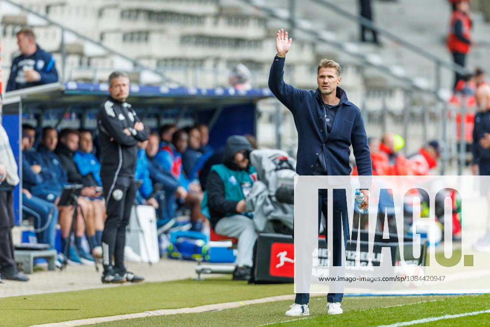 DSC Arminia Bielefeld coach Oliver Kirch gestures during the 2. Bundesliga match between VfL Bochum and Arminia Bielefeld, Ruhrstadion on October 11, 2026, in Bochum, Germany. Photo by Mario Hommes, DeFodi Images. Coach Oliver Kirch of DSC Arminia Bielefeld gestures during the 2nd Bundesliga match between VfL Bochum and Arminia Bielefeld at Vonovia Ruhrstadion on October 11, 2026 in Bochum, Germany. Photo by Mario Hommes, DeFodi Images. DFB and DFL regulations prohibit any use of photographs as image sequences and or quasi-video. Photo by Mario Hommes, DeFodi Images