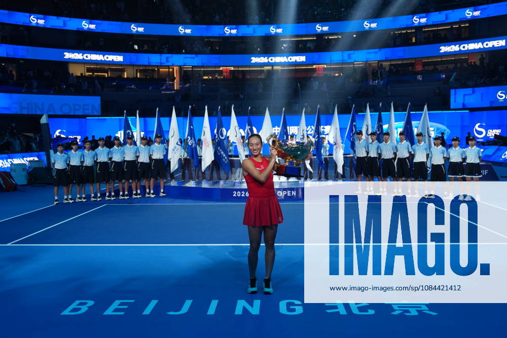 (261011) -- BEIJING, Oct. 11, 2026 -- Zheng Qinwen poses with the trophy during the awarding ceremony after the women s singles final between Zheng Qinwen of China and Mirra Andreeva of Russia at 2026 China Open tennis tournament in Beijing, China, Oct. 11, 2026. ) (SP)CHINA-BEIJING-TENNIS-CHINA OPEN-WOMEN S SINGLES-FINAL (CN) SunxFei
