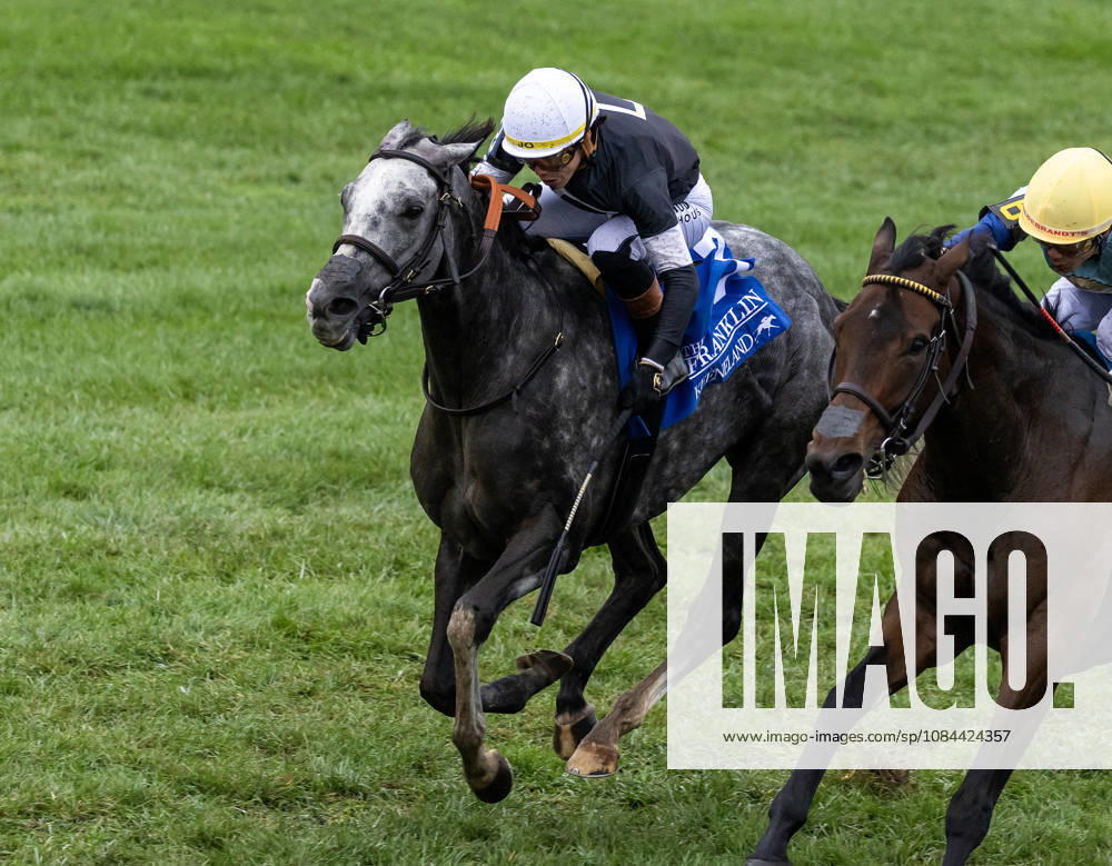HORSE RACING 2026: Franklin Stakes Day Keeneland OCT 11 October 11, 2026, Lexington, Ky, USA: Time to Dazzle (3) ridden by Irad Ortiz Jr wins the Franklin Stakes Day on October 11, 2026. Candice Chavez Eclipse Sportswire CSM(Credit Image: Â {Serial Cal Media) Lexington Ky USA
